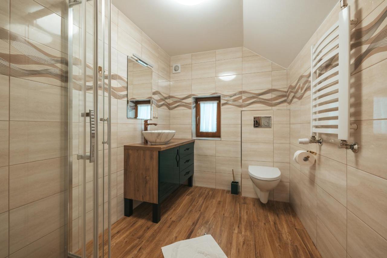 Apartamenty Grand Tatry - Sauna I Jacuzzi Wliczone W Cene Pobytu - 10 Minut Pieszo Od Term Bania Bialka Tatrzanska Exterior foto