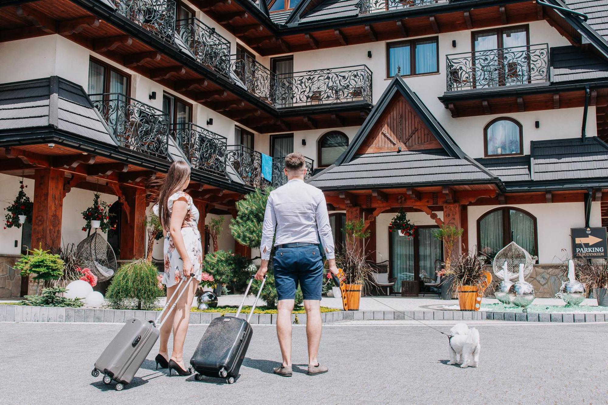 Apartamenty Grand Tatry - Sauna I Jacuzzi Wliczone W Cene Pobytu - 10 Minut Pieszo Od Term Bania Bialka Tatrzanska Exterior foto